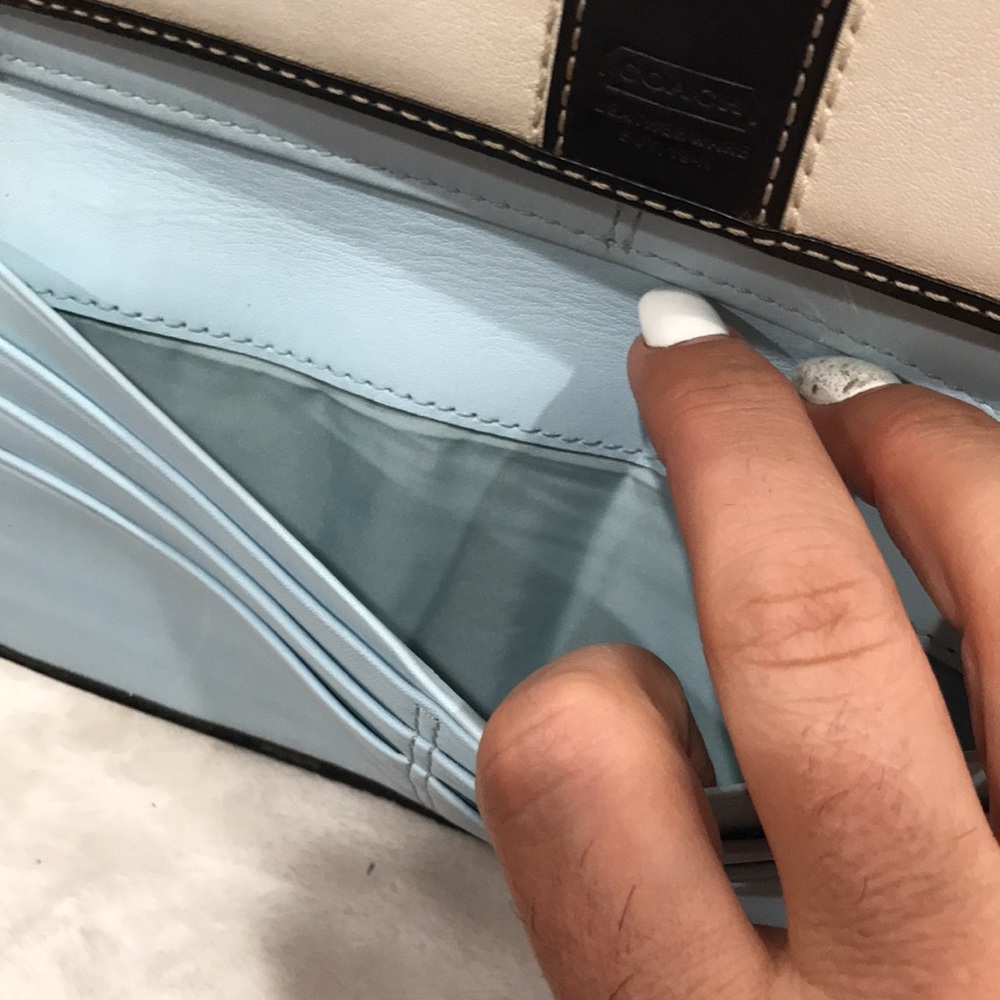 Authentic Coach Multiple Pockets Wallet - image 8